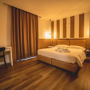 Continental Hotel